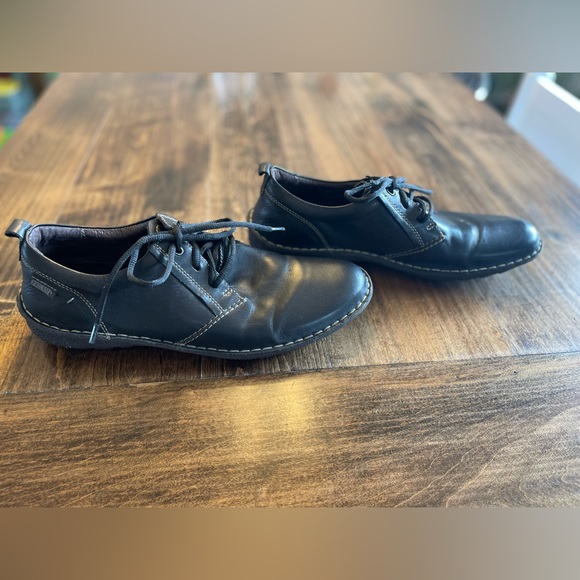 Pikolinos Naturally Good Men’s Shoes - Picture 2 of 9